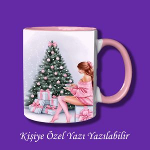 Kişiye ve İsme Özel Yılbaşı Tasarımlı Çam Ağacı ve Oturan Kız Kupa Bardak